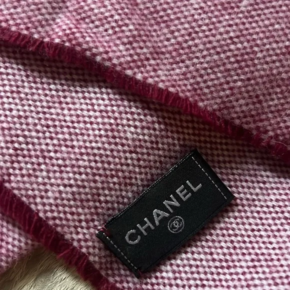 CHANEL new scarf